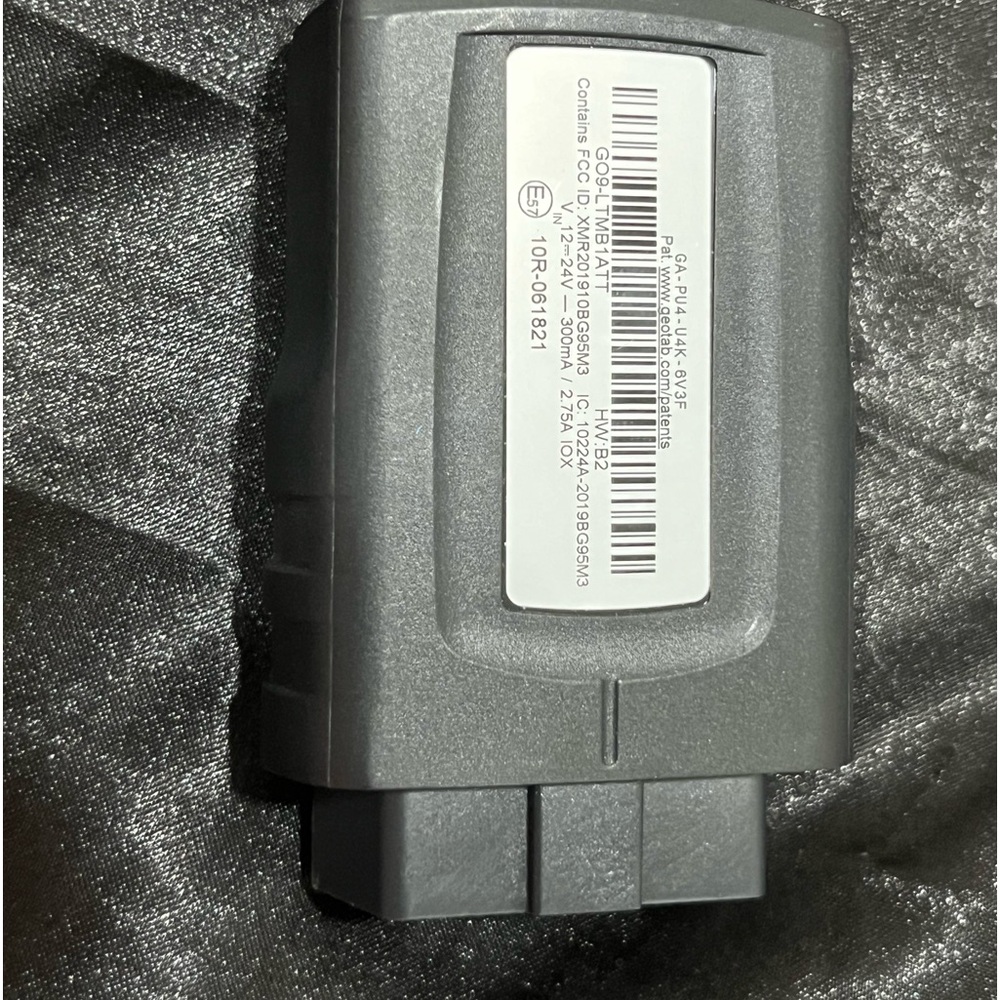 Geotab Go9B Vehicle Tracking Device - Picture 2 of 10